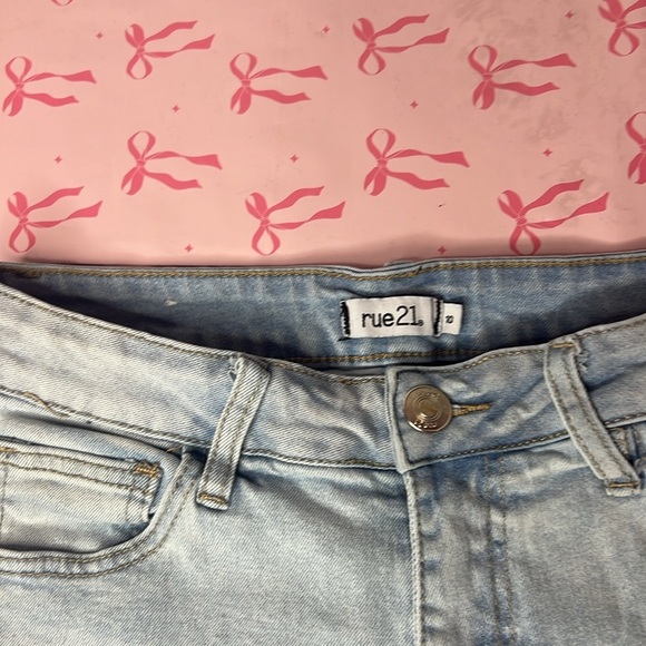 Rue21 Light Blue Denim Women's Shorts - Picture 4 of 6